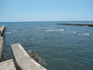 Foto arsip: Pelabuhan di Buleleng, Bali.
