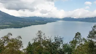 Foto arsip: Danau di kawasan Batur, Kintamani, Bali.