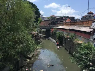 Foto arsip: River in Denpasar.