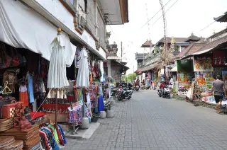 Pasar Seni Ubud: lokasi, jam buka, dan isi pasar yang perlu diketahui