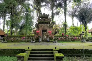 Ilustrasi: Puri di Ubud, Bali.