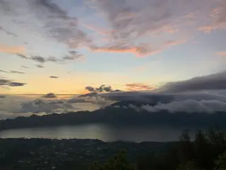 Ilustrasi: Pemandangan kawasan Batur, Kintamani, Bali.