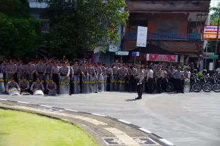 Foto arsip: Klungkung, Polizei Übung.