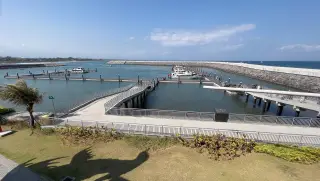 Ilustrasi: Pelabuhan di Sanur, Bali.