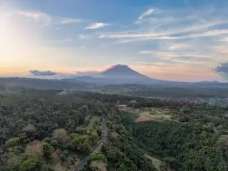 Data Penduduk Bali 2025: Buleleng Terbanyak, Klungkung Paling Sedikit